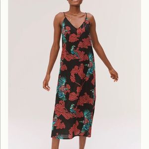 Desmond & Dempsey Passerine Print Black Red Slip Nightie